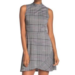 Como Vintage Black, White and Pink Jumper